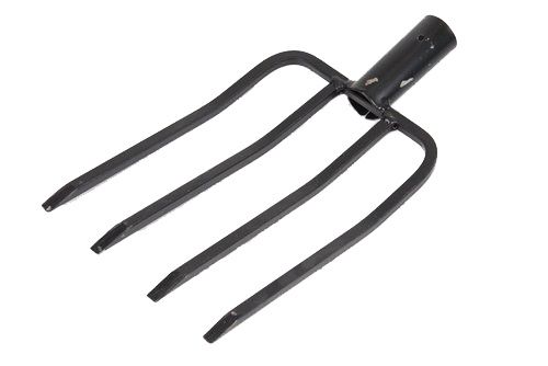 Вилы навозные 4-рогие (кованный пруток) с черенком*