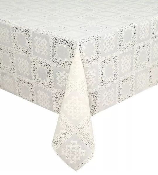 Скатерть ТR-675 бежевая (138*20)