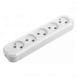 General роз. колодка 5гн., 10А, 250В, 2,2кВт Серия "Easy" с доп. крышкой (АВС-пластик) белая